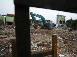Permukiman Delta Serdang Kemayoran Digusur untuk Proyek Tol Permukiman Delta Serdang Kemayoran Digusur untuk Proyek Tol
