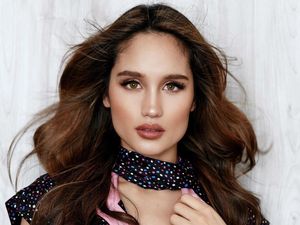 Cinta Laura Serukan Untuk Melawan Pelecehan Seksual di Ranah Publik Cinta Laura Serukan Untuk Melawan Pelecehan Seksual di Ranah Publik