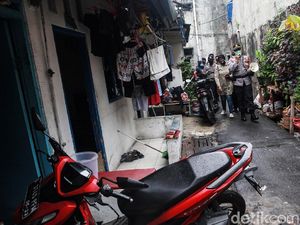 Sempat Ditolak Masuk Gang Rumah HRS, Dandim Jakpus: Petamburan Ini NKRI Sempat Ditolak Masuk Gang Rumah HRS, Dandim Jakpus: Petamburan Ini NKRI