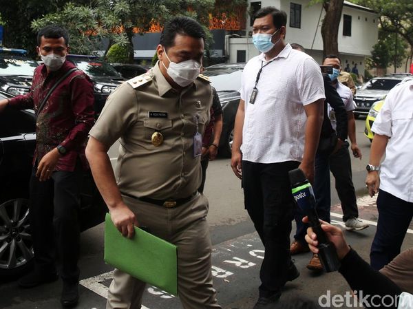 Riza Patria Penuhi Panggilan Polisi Soal Kerumunan HRS