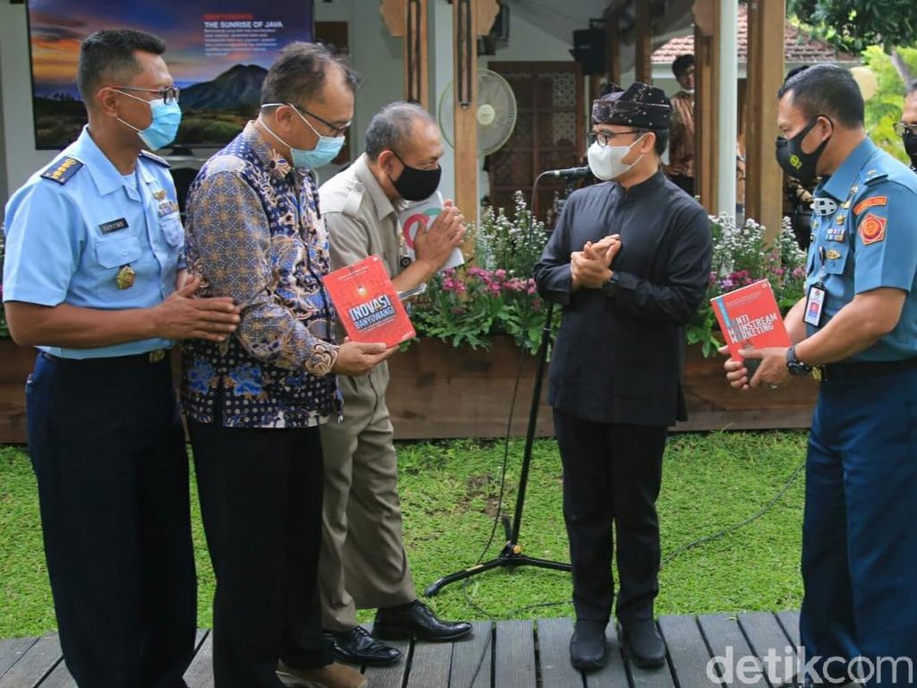 Dewan Ketahanan Nasional Kaji Pengelolaan Data Kemiskinan di Banyuwangi Dewan Ketahanan Nasional Kaji Pengelolaan Data Kemiskinan di Banyuwangi