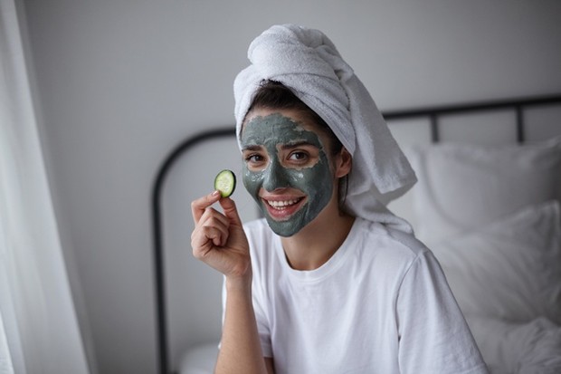 Penyebab jerawat setelah pakai clay mask