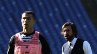 Saat Ronaldo merumput di Italia bersama Juventus, ia dilatih Andrea Pirlo yang saat itu sudah jadi allenatore. (Foto: Getty Images/Paolo Bruno)