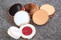 blush on female daily