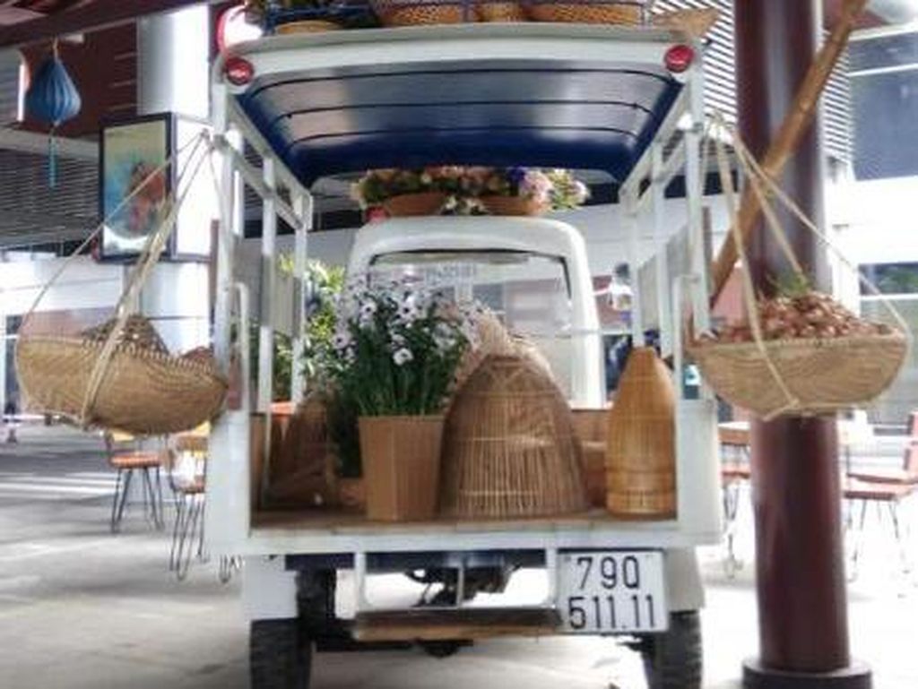 Food Court Bandara Vietnam yang Miliki Nuansa Tradisional Food Court Bandara Vietnam yang Miliki Nuansa Tradisional
