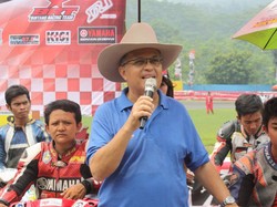 Mengenang Sosok Tokoh Otomotif Indonesia Helmy Sungkar