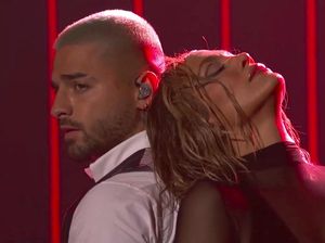 Foto: Aksi Seksi Jlo di Panggung AMA 2020 yang Dituduh Tiru Beyonce Foto: Aksi Seksi Jlo di Panggung AMA 2020 yang Dituduh Tiru Beyonce