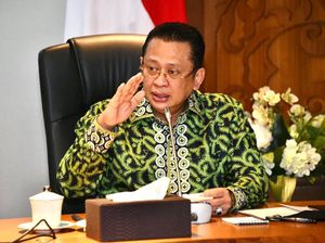 Ketua MPR Kecam Benny Wenda Deklarasi Pemerintah Sementara Papua: Makar! Ketua MPR Kecam Benny Wenda Deklarasi Pemerintah Sementara Papua: Makar!