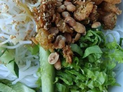 Potret Jajanan Pinggir Jalan Kota Nha Trang Vietnam