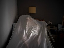 Miris! Tak Ngaku Kena COVID-19, Wanita Ini Tulari Sekeluarga dan Meninggal