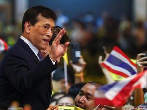 Raja Thailand Bisa Diusir Jika Memerintah dari Jerman