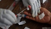 Rapid Test Digelar di Petamburan, 5 Orang Reaktif Corona