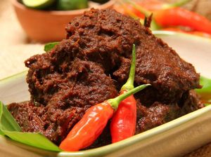 Resep Rendang Sapi Khas Padang dan Tips Memasaknya Resep Rendang Sapi Khas Padang dan Tips Memasaknya
