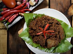 8 Bumbu Wajib Rendang Minang Agar Rasanya Gurih Pedas Istimewa 8 Bumbu Wajib Rendang Minang Agar Rasanya Gurih Pedas Istimewa