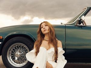 Vokal Memukau BoA di Album Perayaan Debut Ke-20