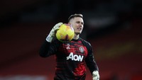 Dilansir dari Star Sport berikut lima potensi kiper pengganti David De Gea. Pertama ada kiper muda Dean Henderson (Getty Images/Pool)