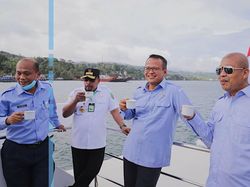 Melihat Lagi Kehebohan Soal Kebijakan Ekspor Benih Lobster Edhy Prabowo