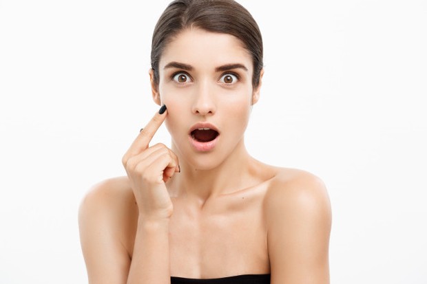 Efek samping lepas dari krim dokter kulit wajah menjadi lebih tipis/freepik.com