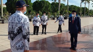 Doa Hari Guru Nasional 2022 untuk Dibaca saat Upacara Bendera