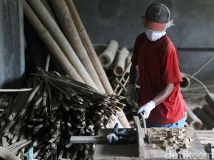 Tingkatkan Daya Saing, Teten Bidik 30 Juta UMKM Go Digital Tahun 2024 Tingkatkan Daya Saing, Teten Bidik 30 Juta UMKM Go Digital Tahun 2024