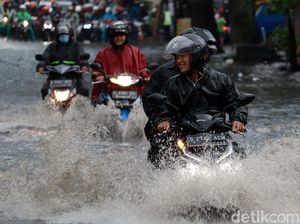 Waspada! Potensi Bencana Hidrometeorologi di Kota Bandung Sepekan ke Depan Waspada! Potensi Bencana Hidrometeorologi di Kota Bandung Sepekan ke Depan