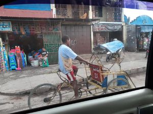 Ternyata Becak Jadi Transportasi Andalan di Wamena Papua Ternyata Becak Jadi Transportasi Andalan di Wamena Papua