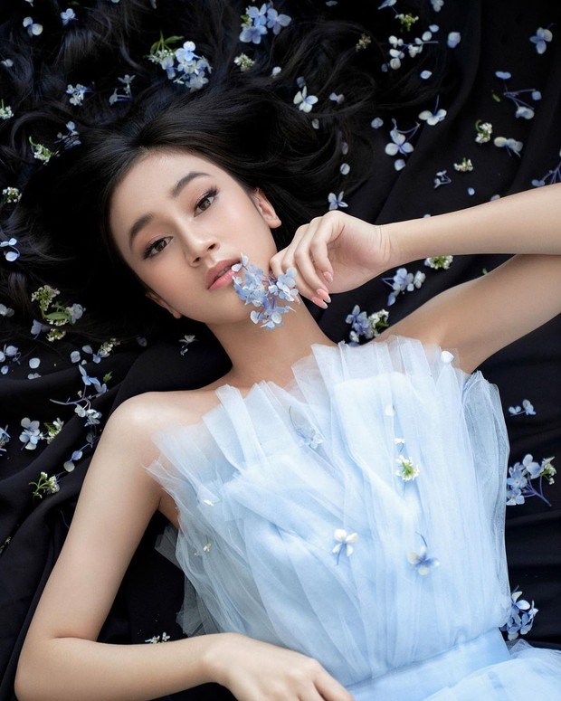 Potret cantik Keisya Levronka kontestan Indonesia Idol