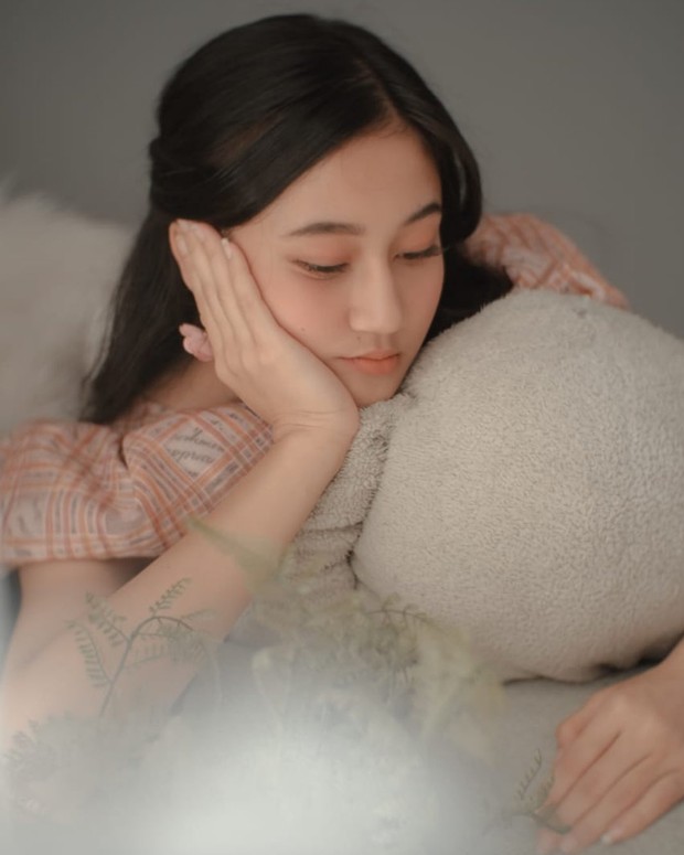 Potret cantik Keisya Levronka kontestan Indonesia Idol