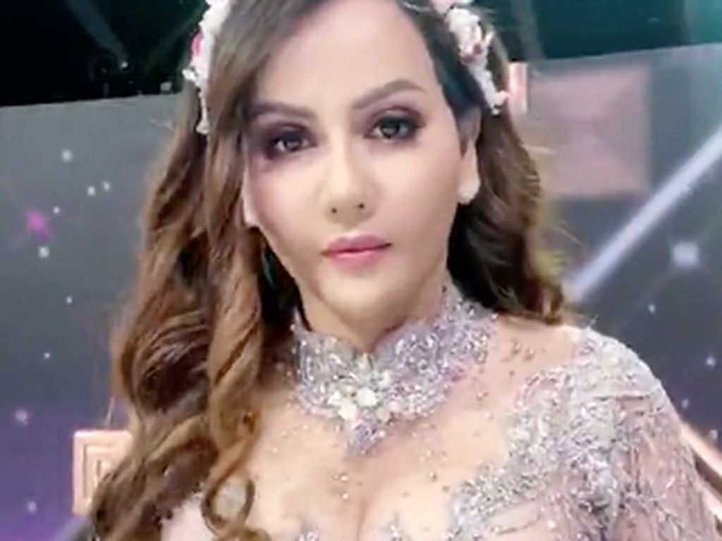 Nita Thalia Sempat Minta Maaf di Depan Jenazah Mantan Suami Nita Thalia Sempat Minta Maaf di Depan Jenazah Mantan Suami