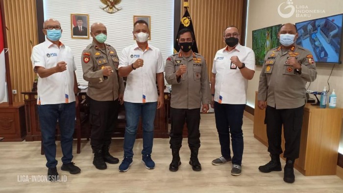 PT Liga Indonesia Baru menyambangi Baharkam POLRI terkait Shopee Liga 1 2020.