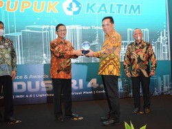 Pupuk Kaltim Raih Penghargaan Lighthouse Industry 4.0 dari Kemenperin