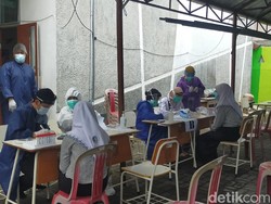 3.627 Pelajar SMP di Surabaya Diswab, Hasilnya 36 Siswa Positif COVID-19