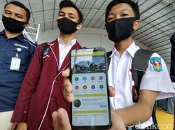 Keren! Siswa SMK di Kuningan Bikin Aplikasi Informasi SAGAKU
