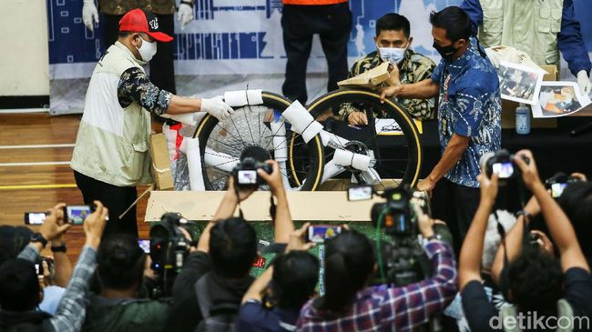 Duduk Perkara Sepeda Seratusan Juta Edhy Prabowo Ikut Disita KPK Duduk Perkara Sepeda Seratusan Juta Edhy Prabowo Ikut Disita KPK