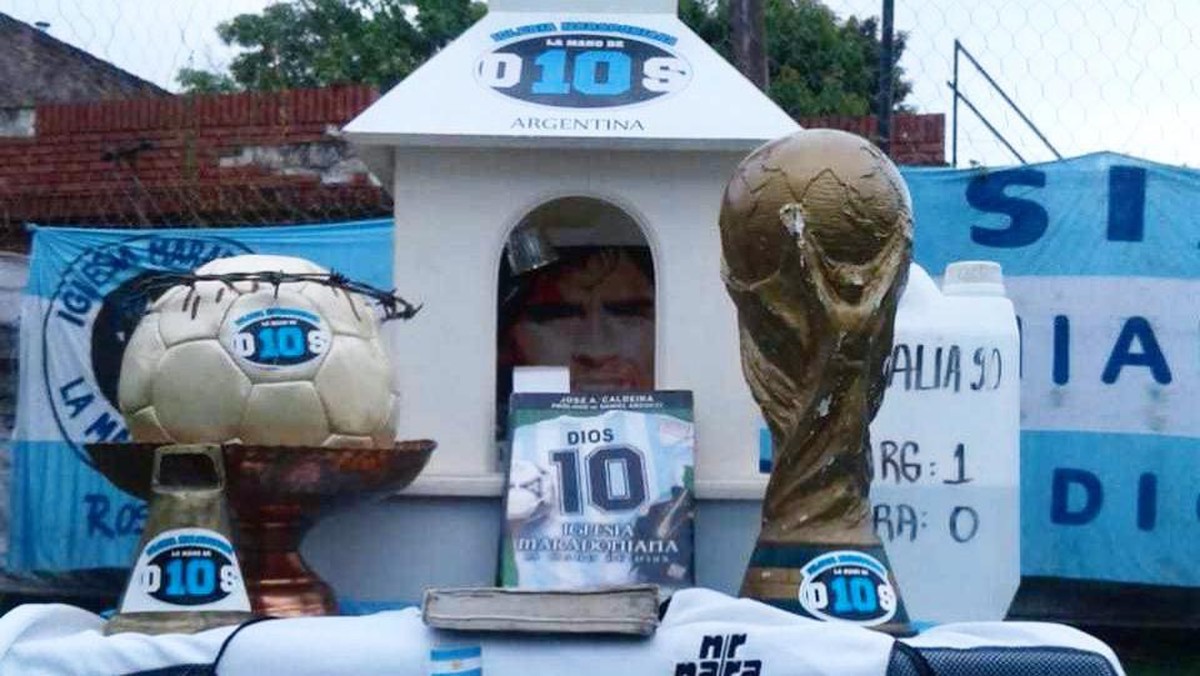 Gereja Maradona, Agama khusus untuk memuja Diego Maradona. (Foto: Instagram @rosarioturismo)