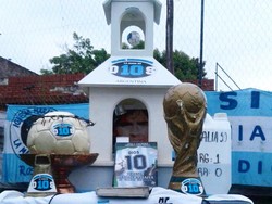 Mengenal Iglesia Maradoniana, Agama Pemuja Maradona