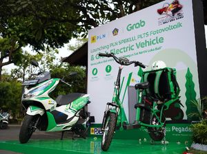 Motor Listrik Pengantar Makanan di Bali