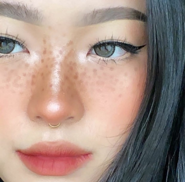 Beauty hacks membuat freckles