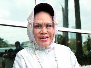 Jawaban Tegas Hetty Koes Endang Usai Disomasi karena Ubah Lirik Tanpa Izin Jawaban Tegas Hetty Koes Endang Usai Disomasi karena Ubah Lirik Tanpa Izin