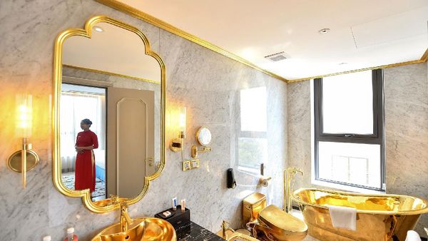 Potret Hotel Mewah Berlapis Emas di Vietnam