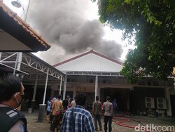 UPTD Instalasi Farmasi Dinkes Sidoarjo Terbakar