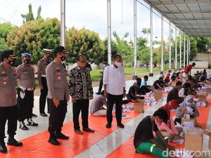 Jelang Coblosan, Polisi Tuban dan KPU Cek Gudang Logistik