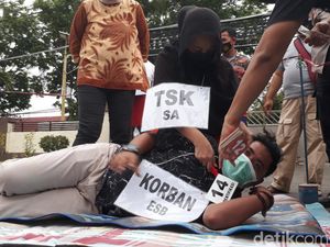 Fakta Mengejutkan Terkuak, Suami Tewas Tergorok Ternyata Bukan Dibunuh Istri Fakta Mengejutkan Terkuak, Suami Tewas Tergorok Ternyata Bukan Dibunuh Istri