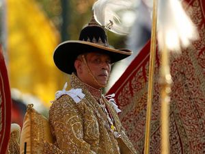 Raja Thailand Dituntut Kembalikan Aset Monarki ke Negara