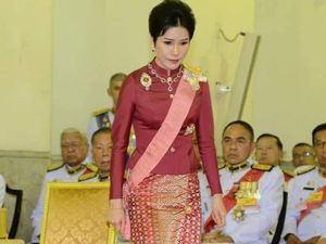 Foto: Sosok Selir Raja Thailand yang Foto Pribadinya Tersebar