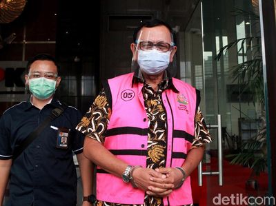 Terdakwa Seumur Hidup Hendrisman Rahim Kembali Diperiksa di KPK