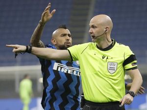 Vidal Habis Kena Kartu Merah, Akan Didenda Inter Pula Vidal Habis Kena Kartu Merah, Akan Didenda Inter Pula