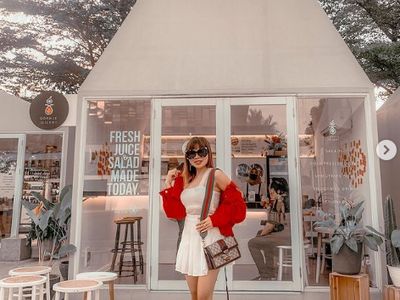 Ini Eva Belisima, Istri Baru Kiwil yang Jago Masak Enak