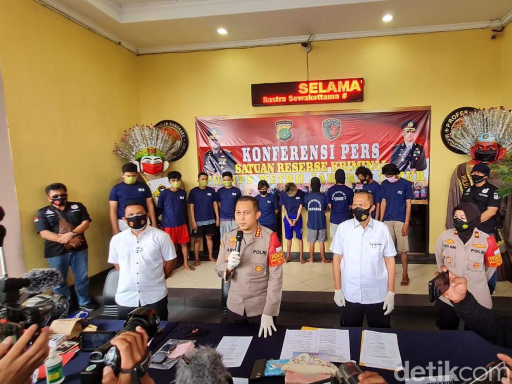 Sewa Pembunuh Bayaran demi Habisi Suami, DS Sempat Bikin Alibi Perampokan Sewa Pembunuh Bayaran demi Habisi Suami, DS Sempat Bikin Alibi Perampokan