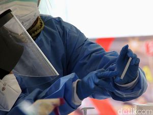 Jelang Coblosan, Pemkab Sidoarjo Fasilitasi Rapid Test Gratis Saksi Paslon